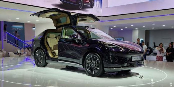 Mobil Listrik HYPTEC HT