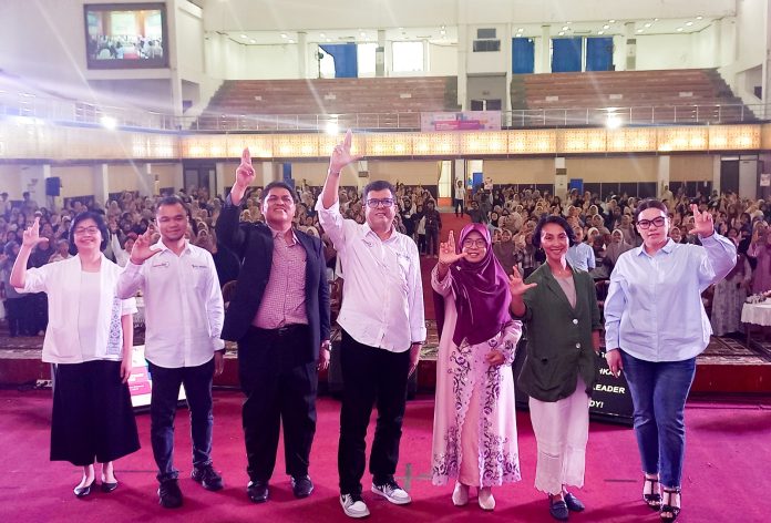 Sisternet Goes To Campus