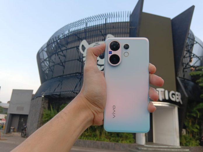 Vivo V60