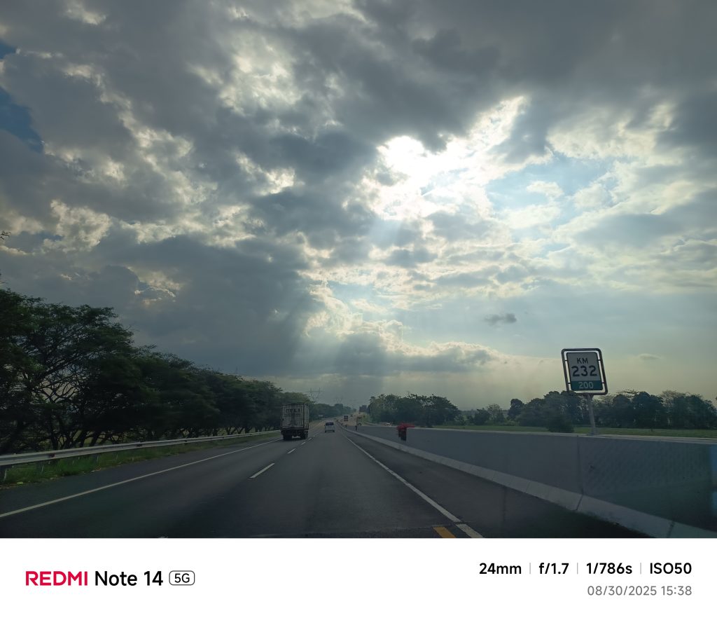 Foto langit mendung