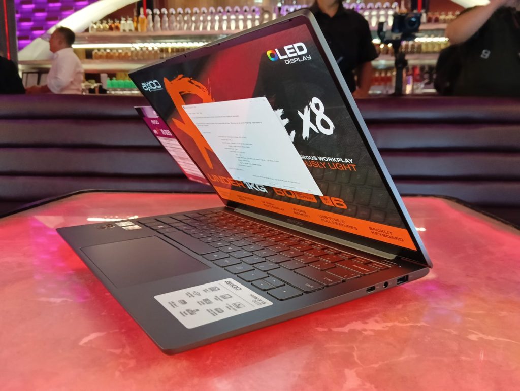Axioo Hype R X8 OLED
