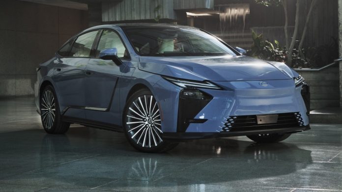 Lexus EV ES 2026